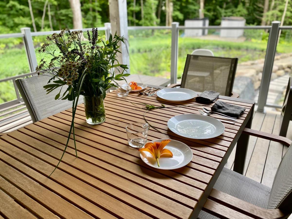Le Camp Cache Shefford Bed and Breakfast Εξωτερικό φωτογραφία