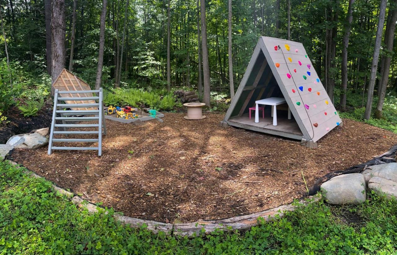 Le Camp Cache Shefford Bed and Breakfast Εξωτερικό φωτογραφία